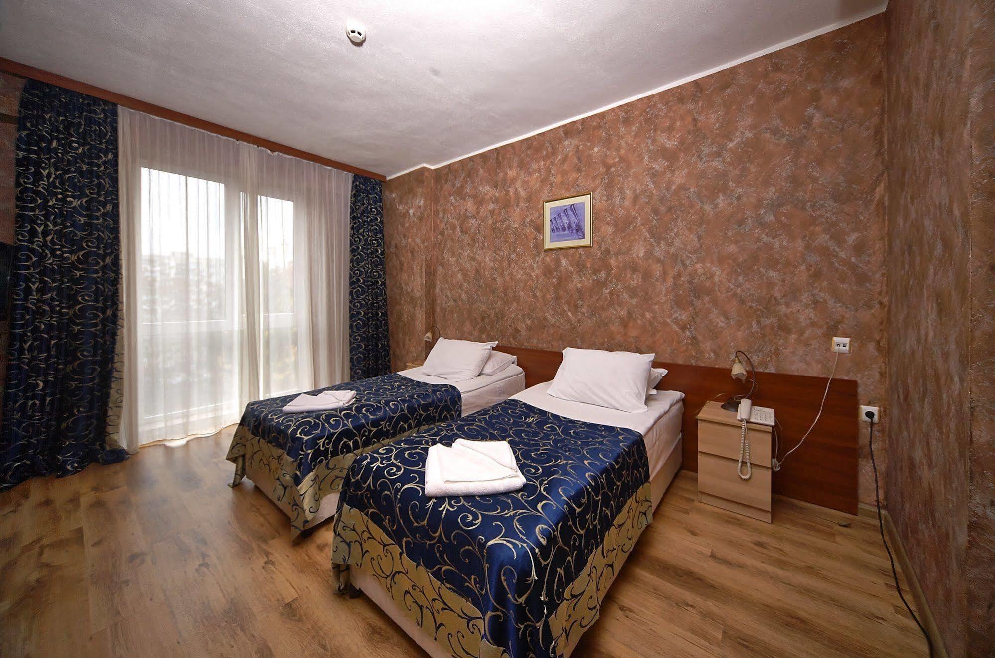 Hotel Akord Sofia Luaran gambar